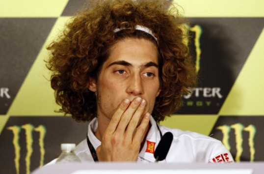 Simoncelli et la Direction de Course tentent de tirer un trait sur la polémique