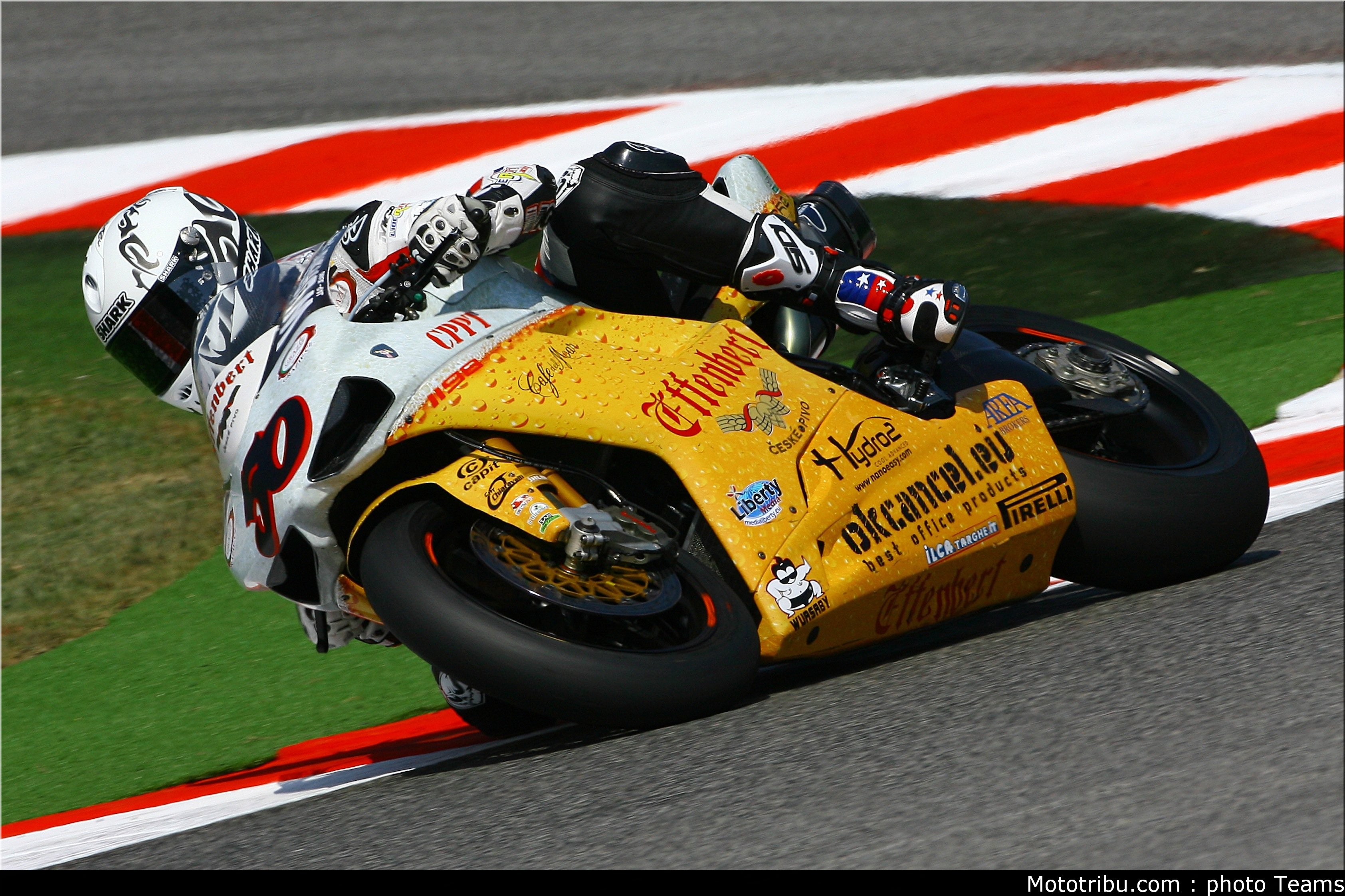 Sylvain Guintoli en remplacement de Capirossi